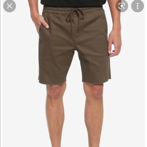MEN JOGGER SHORT